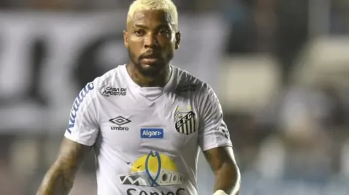 Santos: Marinho começa no banco contra o Santo André