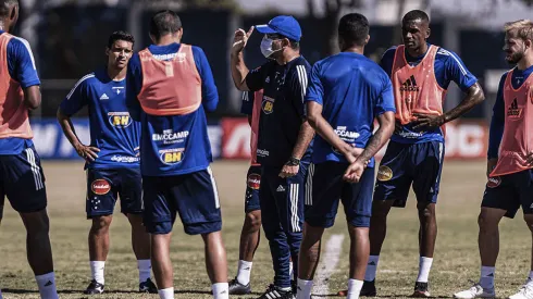 Enderson Moreira projeta partida decisiva contra a Caldense