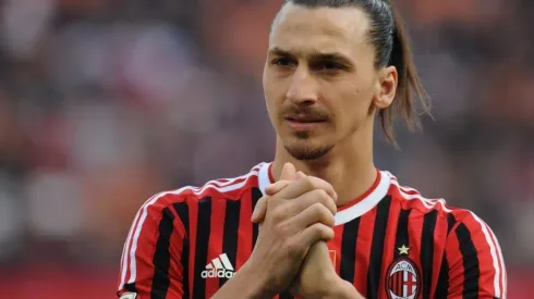 Ibrahimovic já acertou os salários com os italianos.