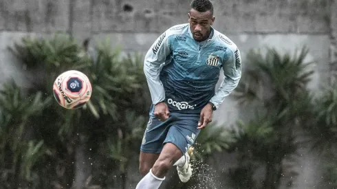 Santos x RB Bragantino: com Copete reintegrado, Cuca define time titular para a estreia do Brasileirão