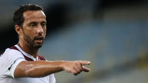 Empresário de Nenê se irrita e critica imprensa