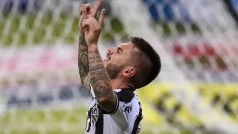 Nathan 'fura' DM do Atlético-MG e entrega previsão de volta ao time