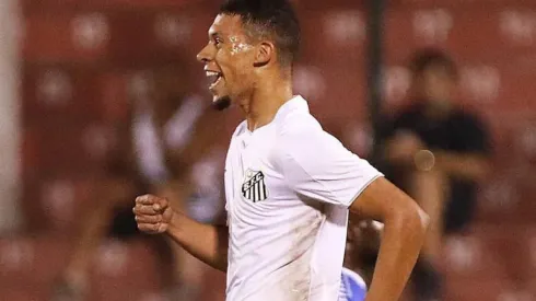 Com Alex Nascimento, Santos está escalado para o jogo contra o Sport