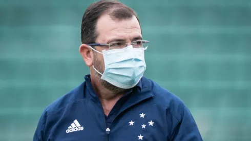 Enderson deixar 'escapar' chegada de reforços no Cruzeiro