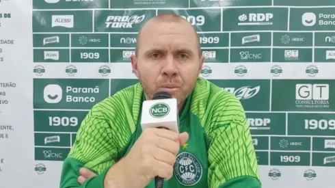 Mozart comemora vitória e acredita em um bom trabalho de Jorginho à frente do Coritiba