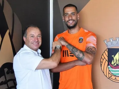 Após um mês de "molho", Léo assina com Rio Ave, de Portugal