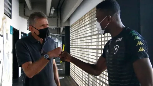 Autuori fala sobre posição em que Kalou vai atuar no Botafogo