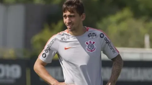 Corinthians encaminha retorno de atacante emprestado