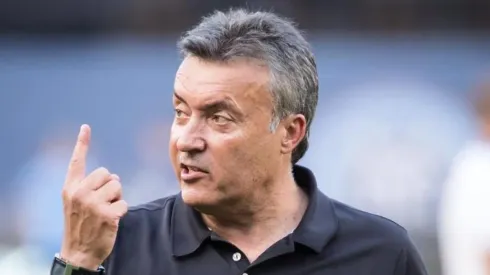 Dome dá aval para negociar meio-campista do Flamengo