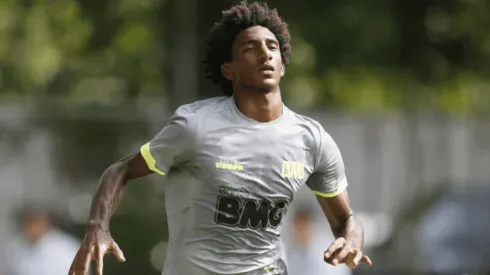 Talles Magno volta ao time do Vasco