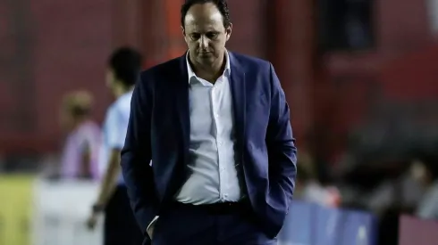 Ceni é pego de surpresa e vê saída de atacante do Fortaleza para o Al-Jabalain