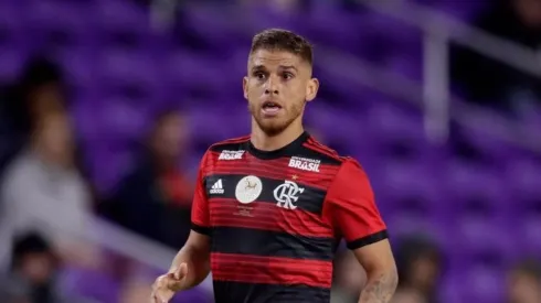 Cuéllar admite saudade do Fla e lamenta saída