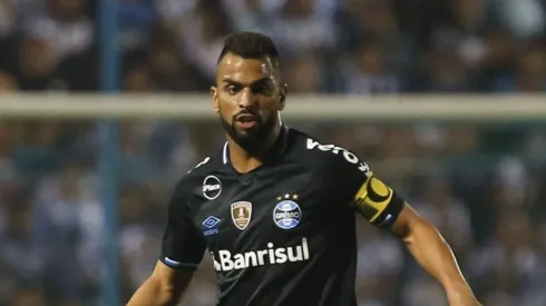 Maicon é cortado de viagem e Grêmio acumula baixa de peso na Libertadores