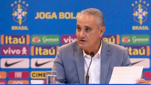 Tite surpreende torcida do Botafogo e rasga elogios ao técnico Paulo Autuori