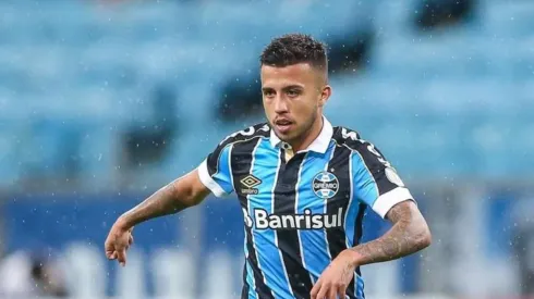 Ajax-HOL faz proposta para contratar Matheus Henrique