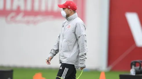 Coudet tem jogo do São Paulo como determinante para o cargo