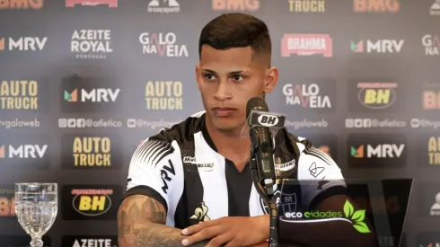 Sampaoli é acionado para definir futuro de Maílton