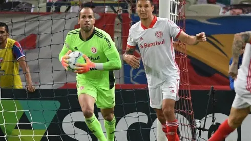 Lomba aparece na última posição em ranking de goleiros no Brasileirão