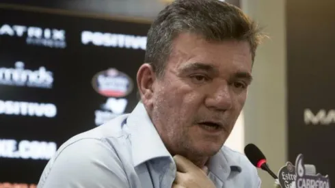 Andrés dispara críticas ao Flamengo: “Melhor paralisar o campeonato”