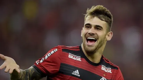 Sport formaliza proposta para contratar Felipe Vizeu