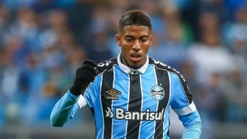 Grêmio recusa oferta do Palmeiras por Jean Pyerre