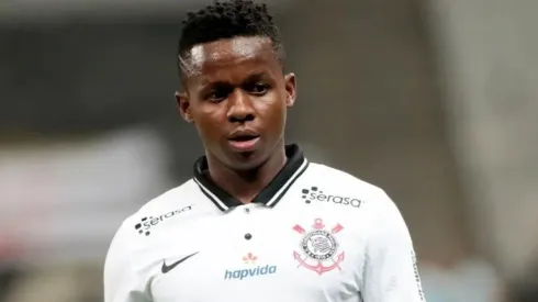 Cazares pode começar jogando diante do RB Bragantino