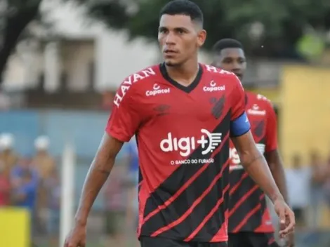 Léo Gomes puxa a fila e time titular do Athletico pode ganhar 6 novidades