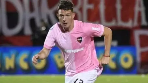 Galo oficializa proposta por Moreno. Foto: Newell's Old Boys/Divulgação