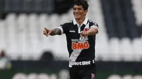 Artilheiro no RJ: Cano soma 16 gols em 30 jogos no ano (Foto: Rafael Ribeiro/Vasco/Divulgação)