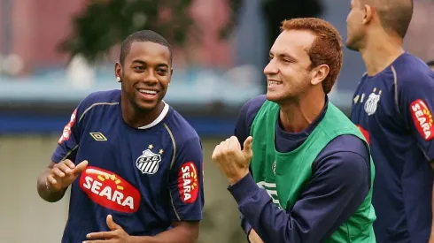 Zé Love, ex-jogador do Santos, saiu em defesa de Robinho, condenado por violência sexual (Foto: Ricardo Saibun/Santos FC)