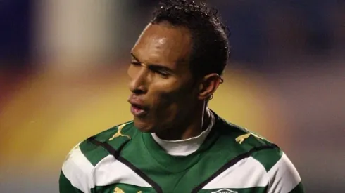 Liedson lembra de rixa com Sá Pinto