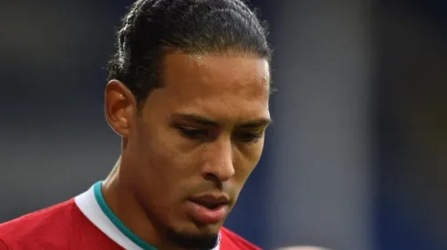 Van Djik: baixa por lesão (Foto: Getty Images)