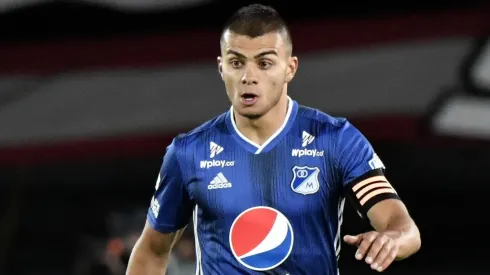 Jhon Duque aceita reduzir salário para jogar no Botafogo