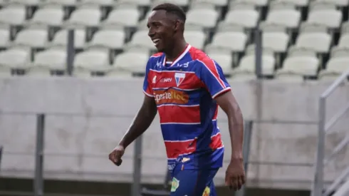 Yuri César rasga elogios a Rogério Ceni