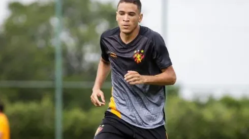 Elias está de saída para o Botafogo-PB. Foto: Anderson Stevens / Sport Club do Recife