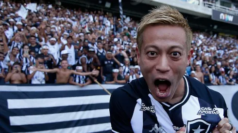 Honda surpreende torcedores e publica carta se declarando ao Botafogo