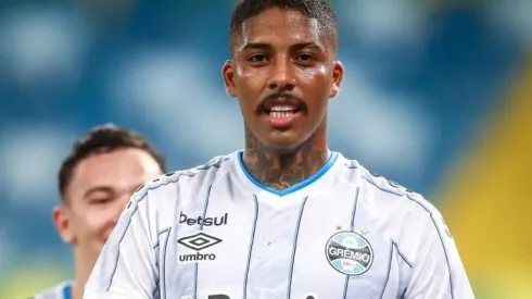 Jean Pyerre: novo 10 tricolor (Foto: Lucas Uebel/Grêmio/Divulgação)