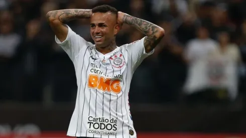 Luan ainda não empolgou no Timão — Foto: Getty Images