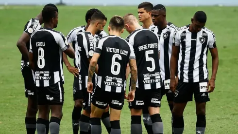 Botafogo x Fortaleza entram em campo neste domingo (22), às 18h15 no Engenhão pelo Brasileirão - (Getty Images)