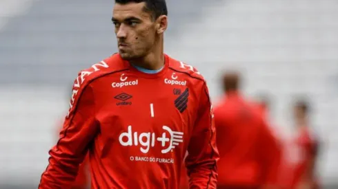 Surto de Covid atinge Athletico