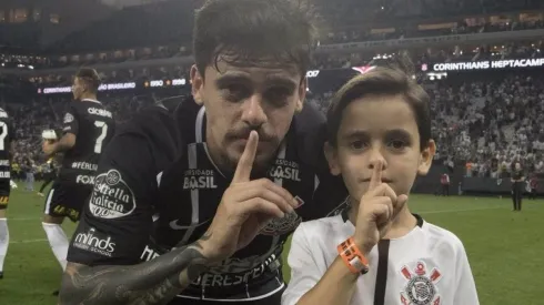 Henrique Lemos agora tem vínculo com o Timão - Foto: Daniel Augusto Jr/Corinthians.