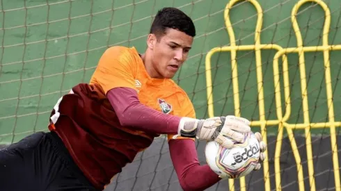 Atacante do Flu é afastado por Covid-19; Pedro Rangel também está fora