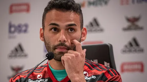 Médico Márcio Tannure explica cirurgia de Thiago Maia