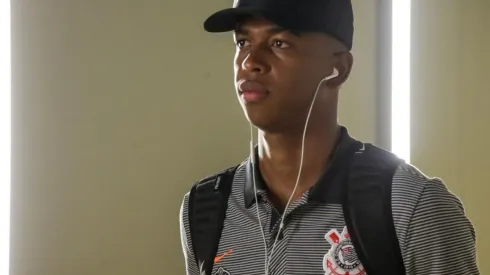 Carlinhos não deve permanecer no Timão - Foto: Daniel Augusto Jr/Corinthians.