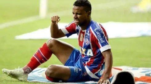 Elber e mais três são dúvidas para jogo contra o Ceará