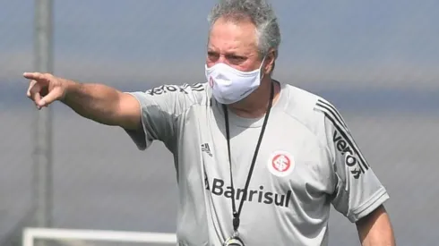 Abel está muito pressionado no cargo - Foto: Ricardo Duarte/Internacional.