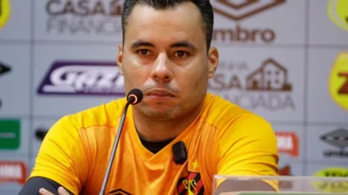 Jair Ventura elogia partida do Sport contra o São Paulo
