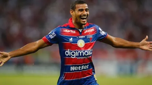 Marcelo Paz renova com Gabriel Silva e mais um destaque do Fortaleza