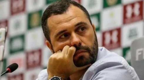 Flu negocia com volante de saída do Athletico. Divulgação