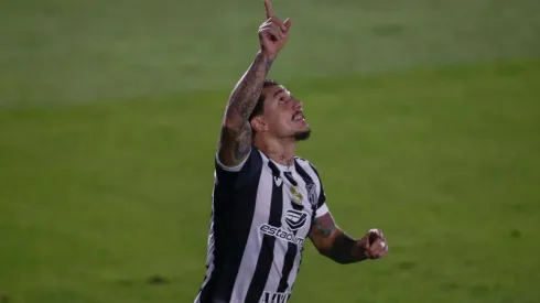 Vina vem jogando muito — Foto: Getty Images